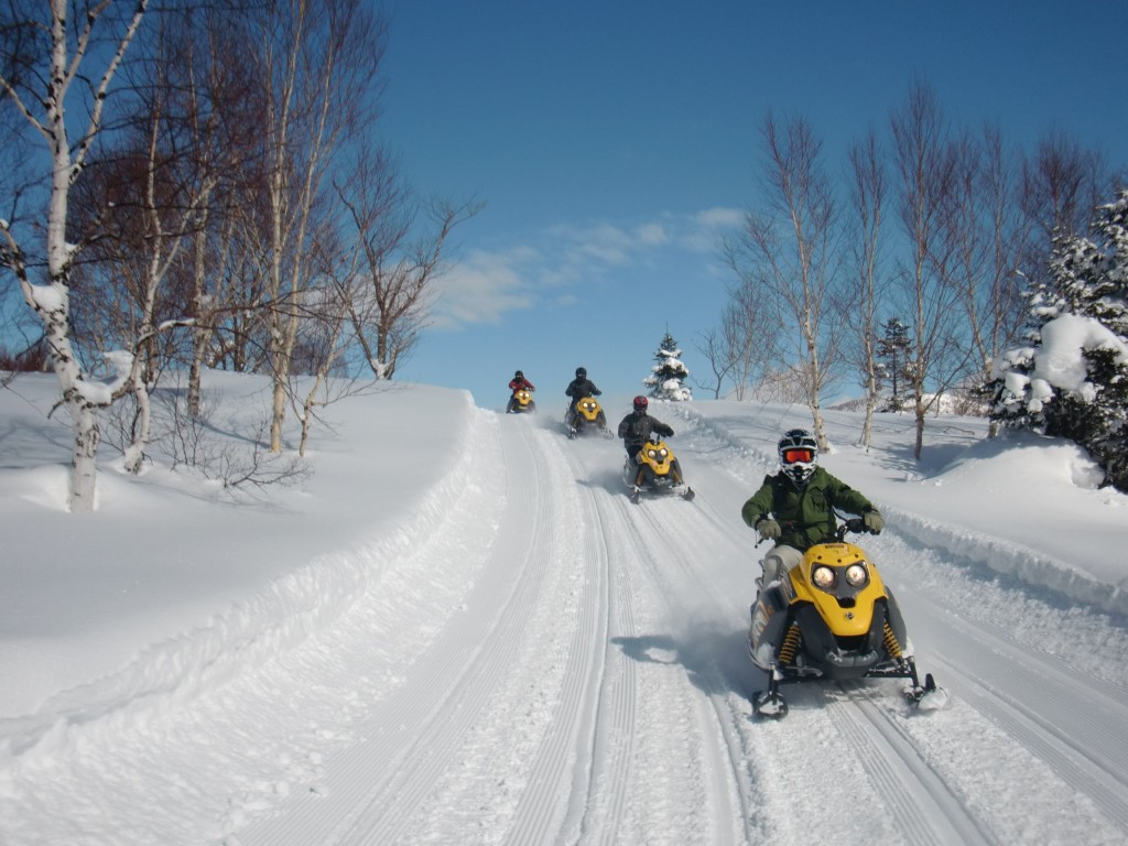 Snowmobile in Shigakogen5