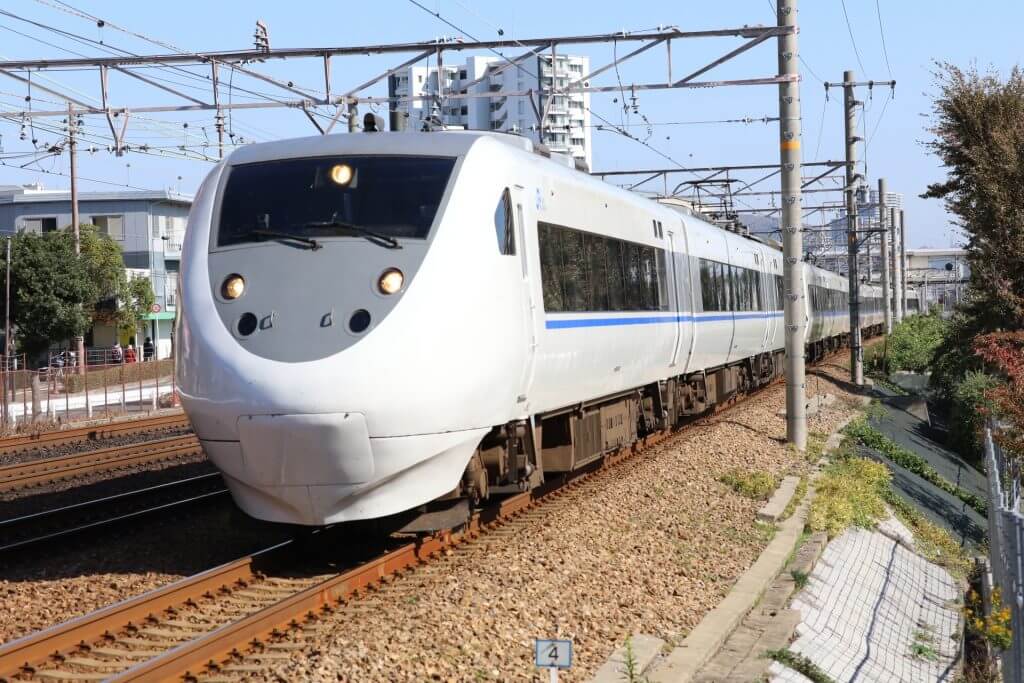 thunderbird-osaka-kanazawa