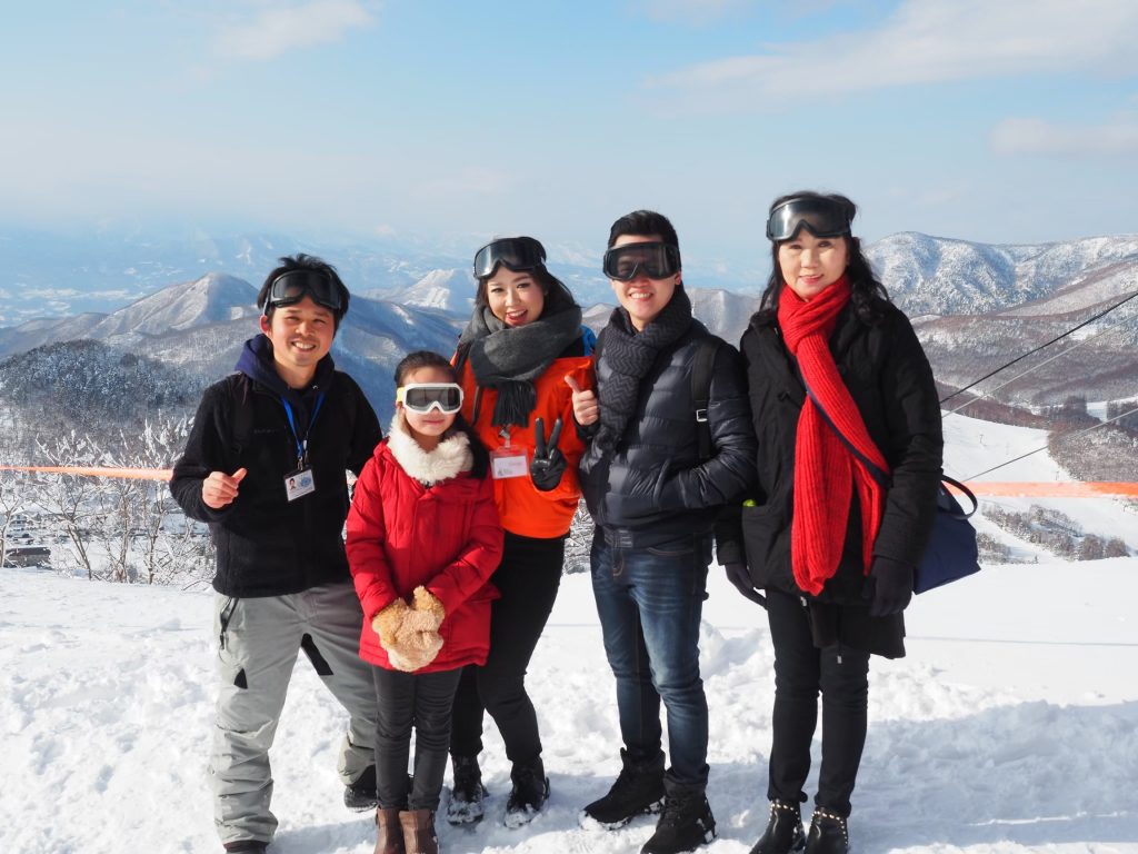 snow-fun-tour-guests-shiga-kogen