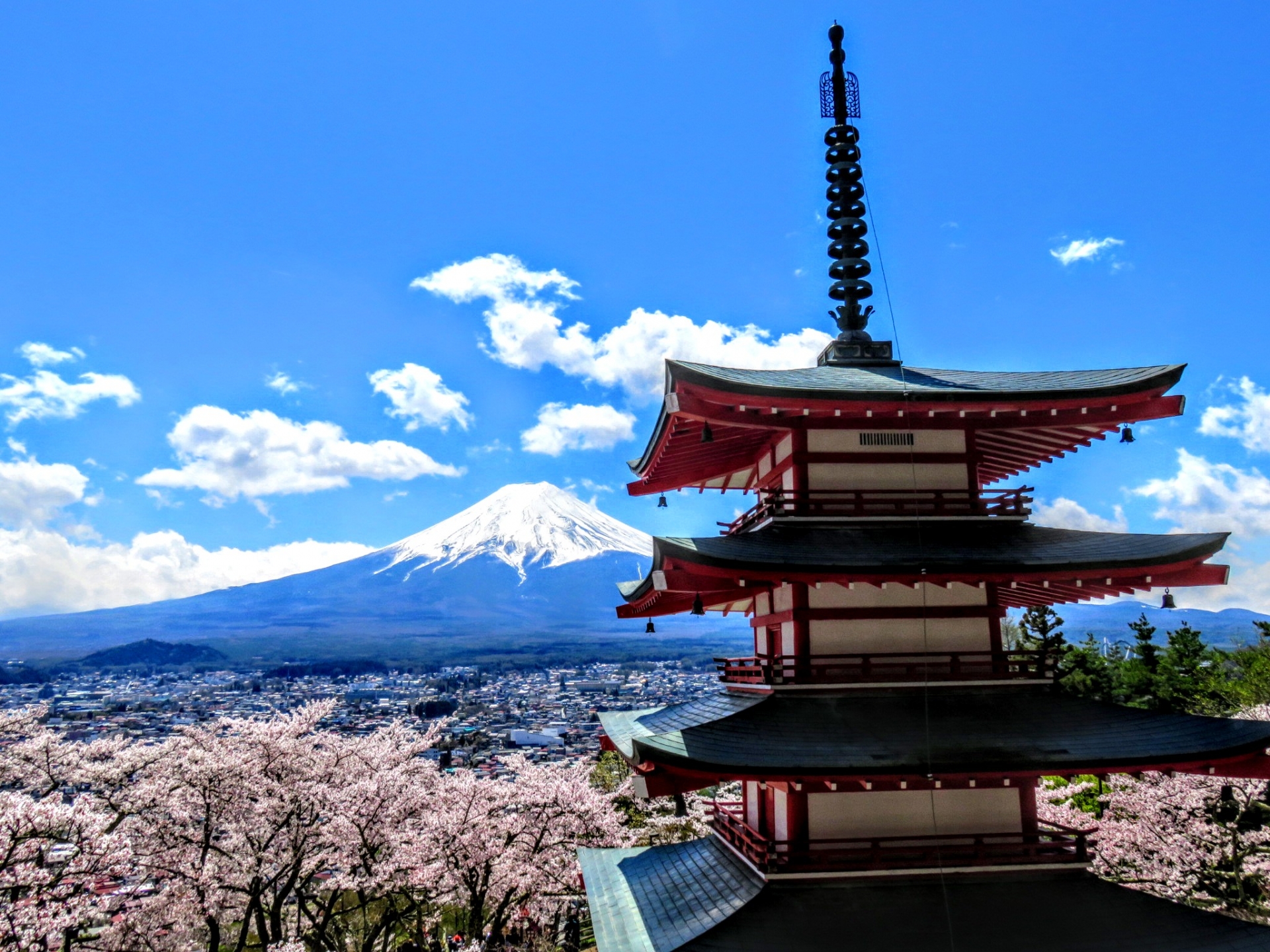 Arakura-Fuji-Sengen-Shrine-Mount-Fuji