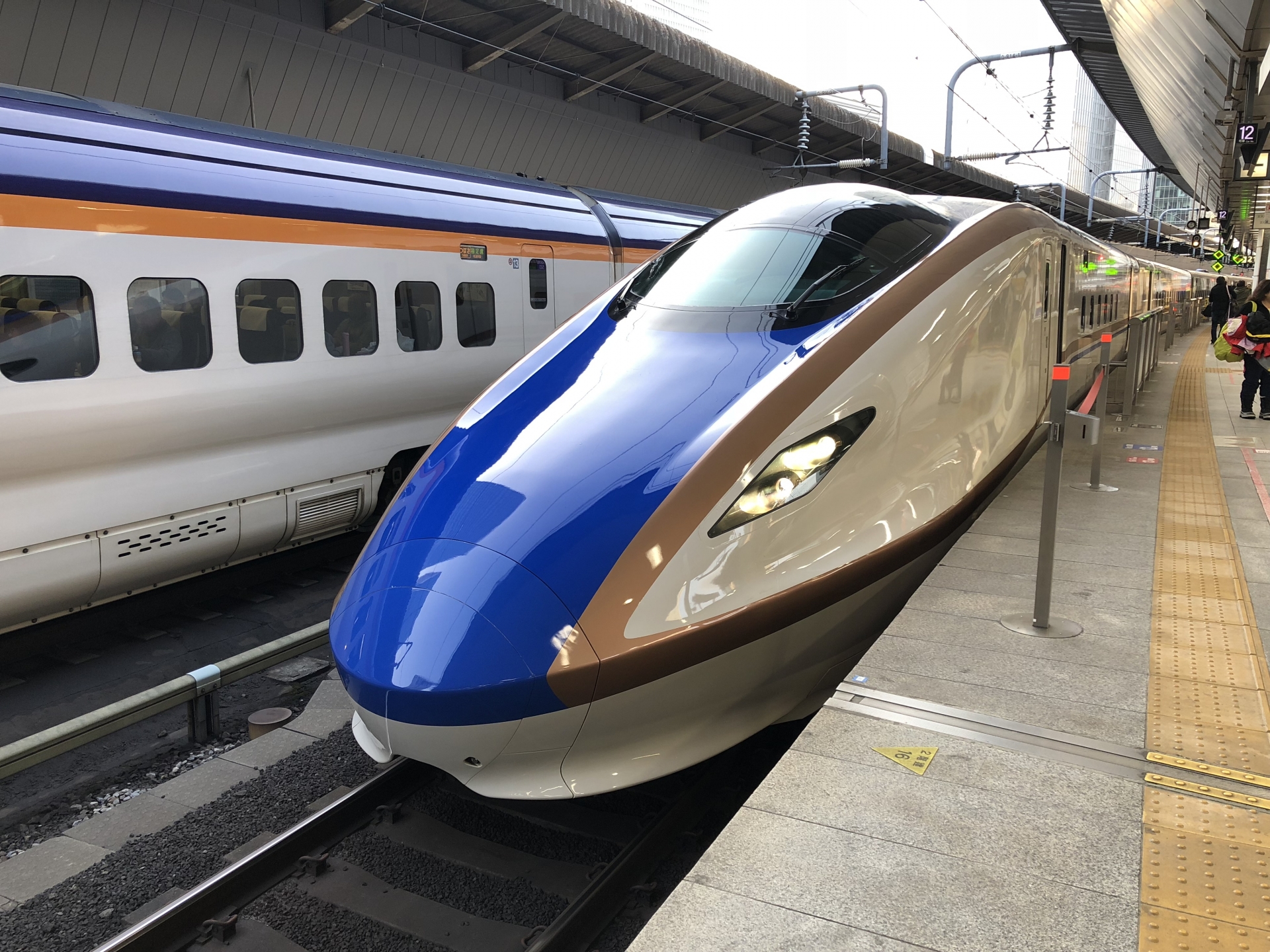 hokuriku-shinkansen