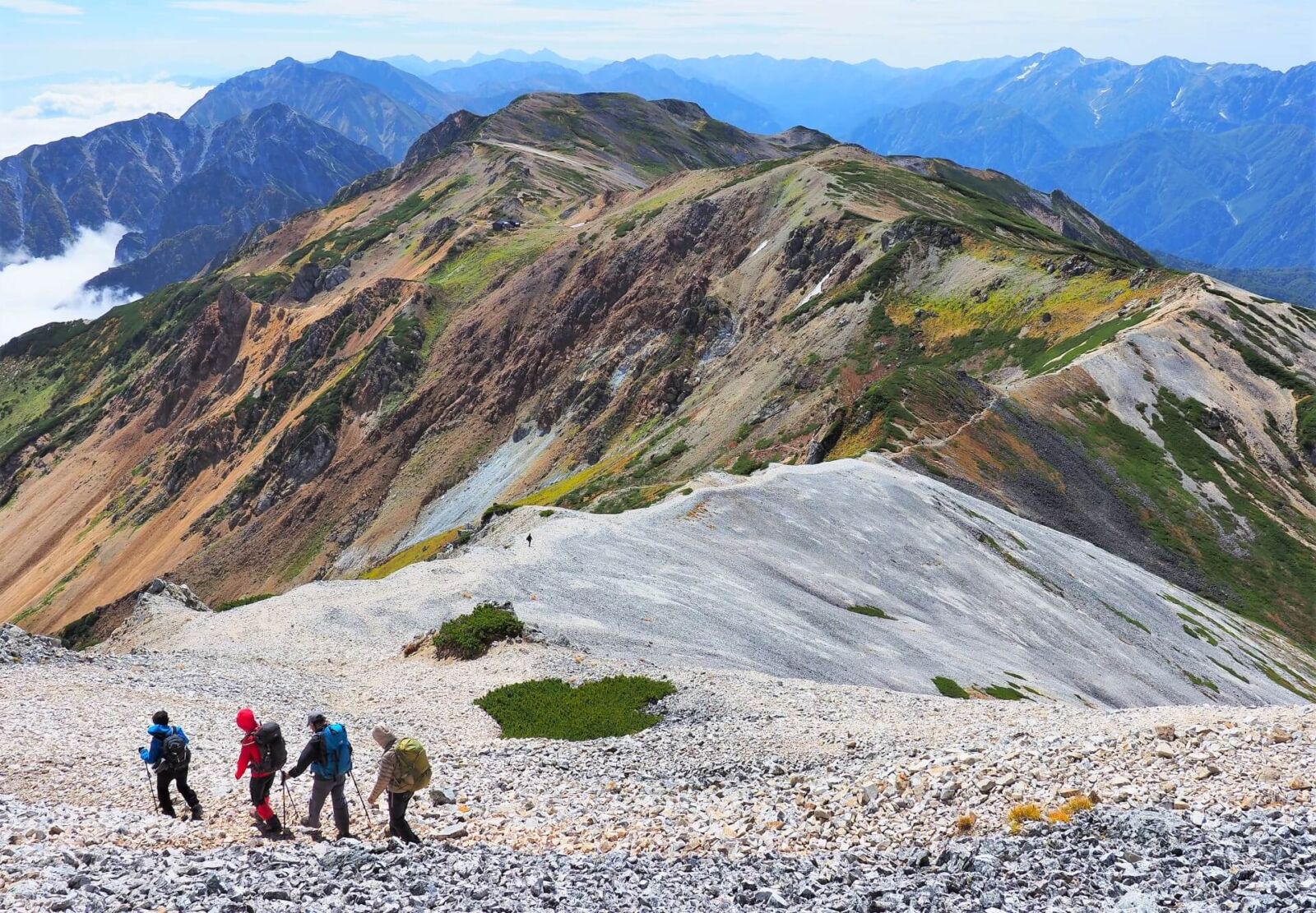 alps-chubu-sangaku-hiking