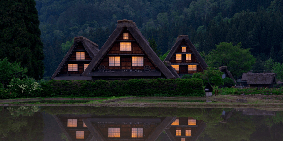 shirakawago-evening-banner-edit