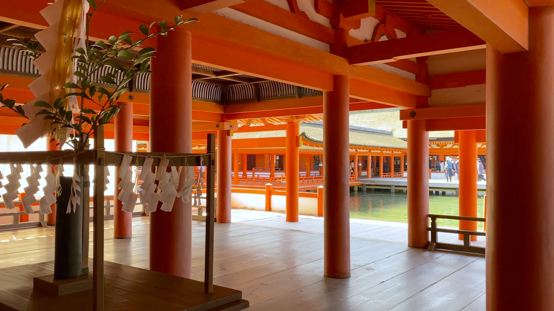 MIYAJIMA - ITSUKUSHIMA SHRINE